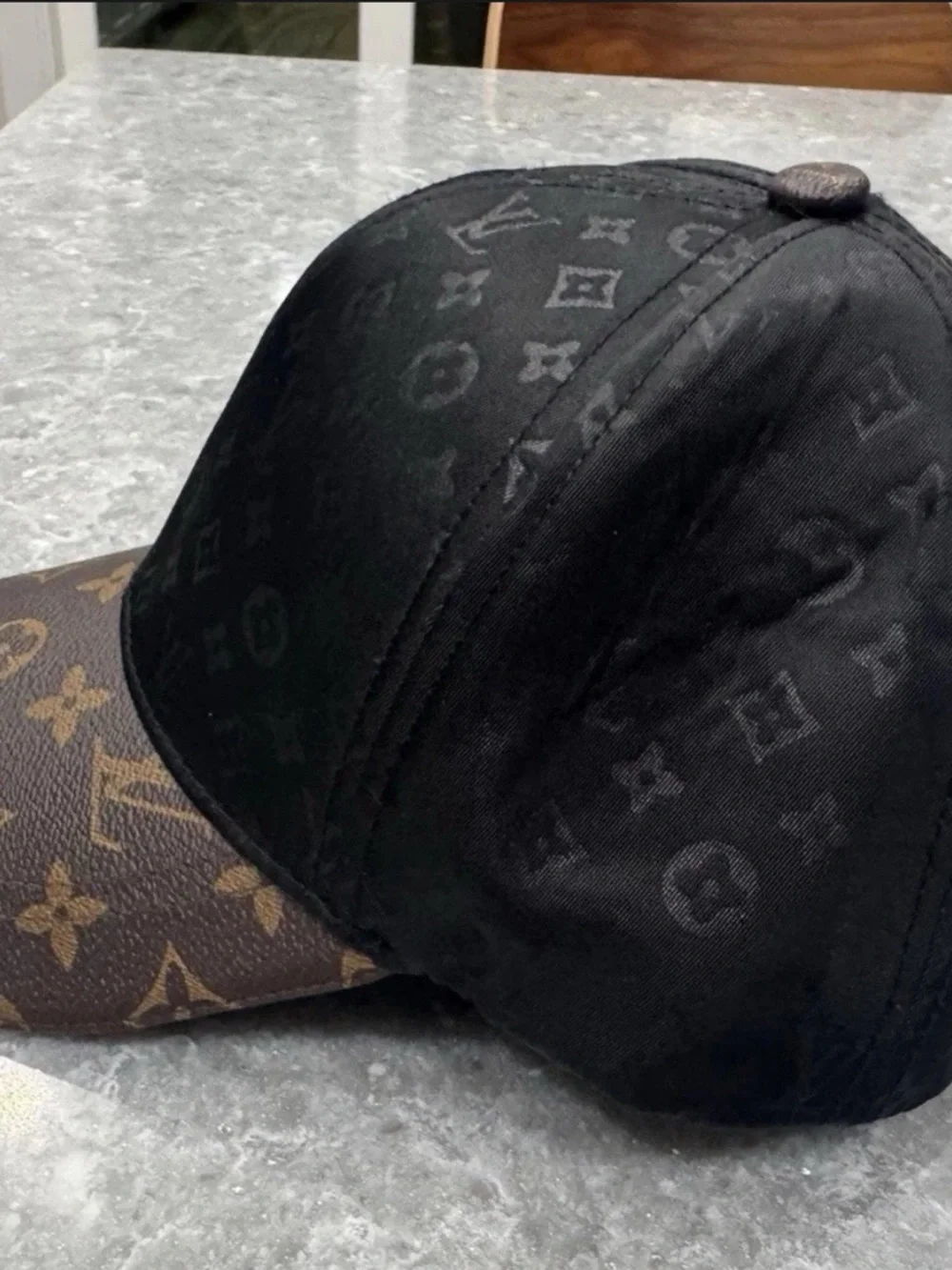 Louis Vuitton LV Monogram Get Ready Baseball Cap Hat Black  And Brown 2 Tone - Picture 2 of 12